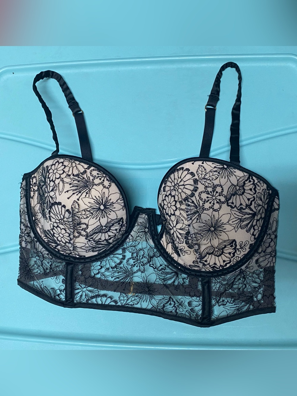 NWOT Victoria’s Secret Black Lace Sequin Balconette Bra 34DD
